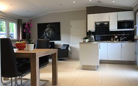 Bungalow Chaleureux Idealement Situe A Beaufort